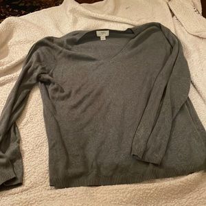 Grey long sleeve sweater